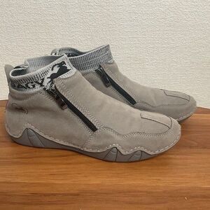 DAGY Barefoot Handmade Suede High Hiking Boots Sneakers Women Size 41/US9.5-10